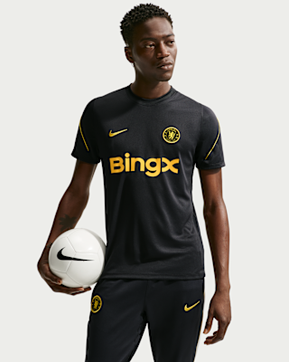 Chelsea F.C. Strike Men's Nike Football Dri-FIT Short-Sleeve Top